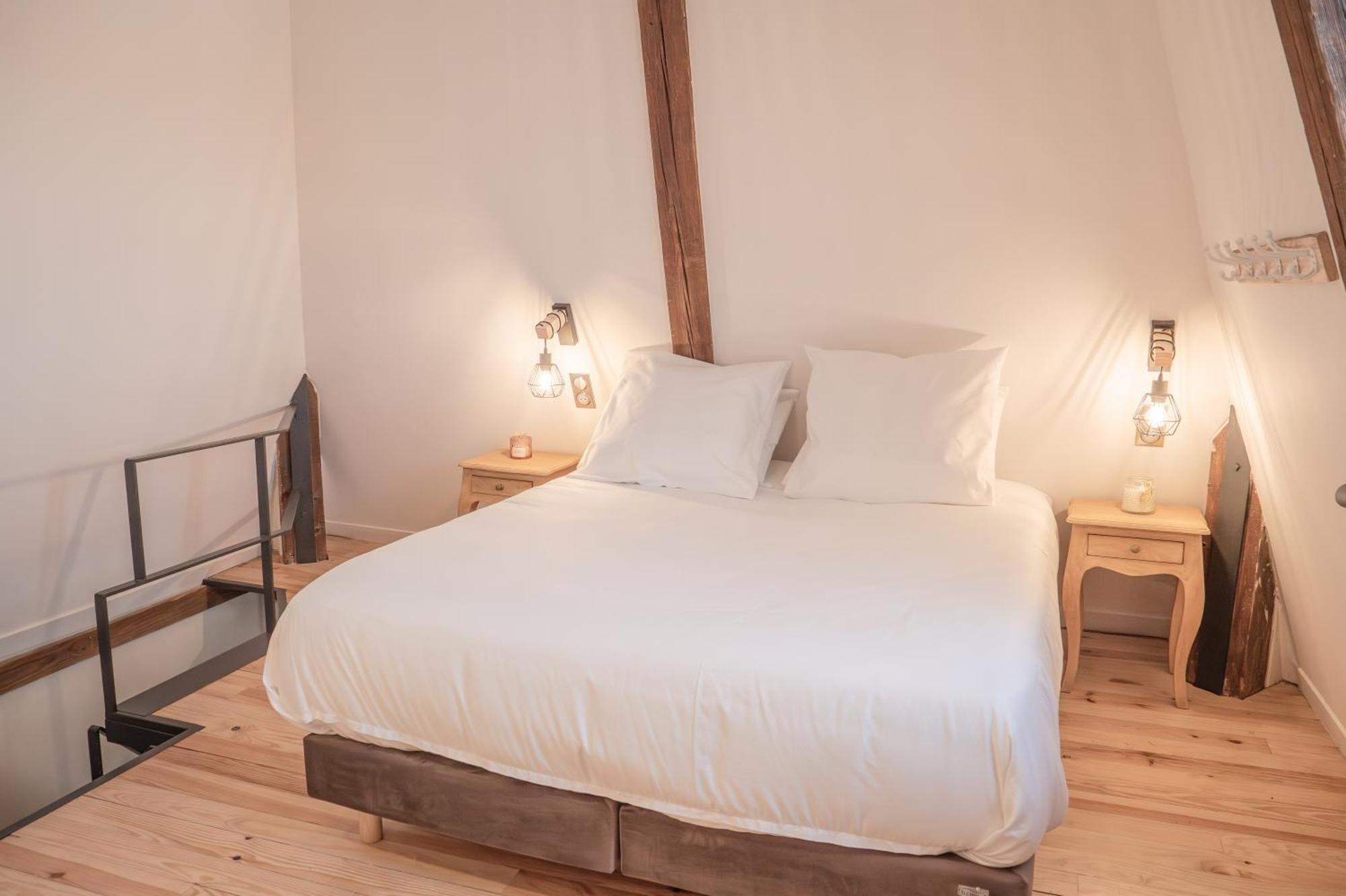 Apartment Chateau Du Parc - & Spas A Pezenas