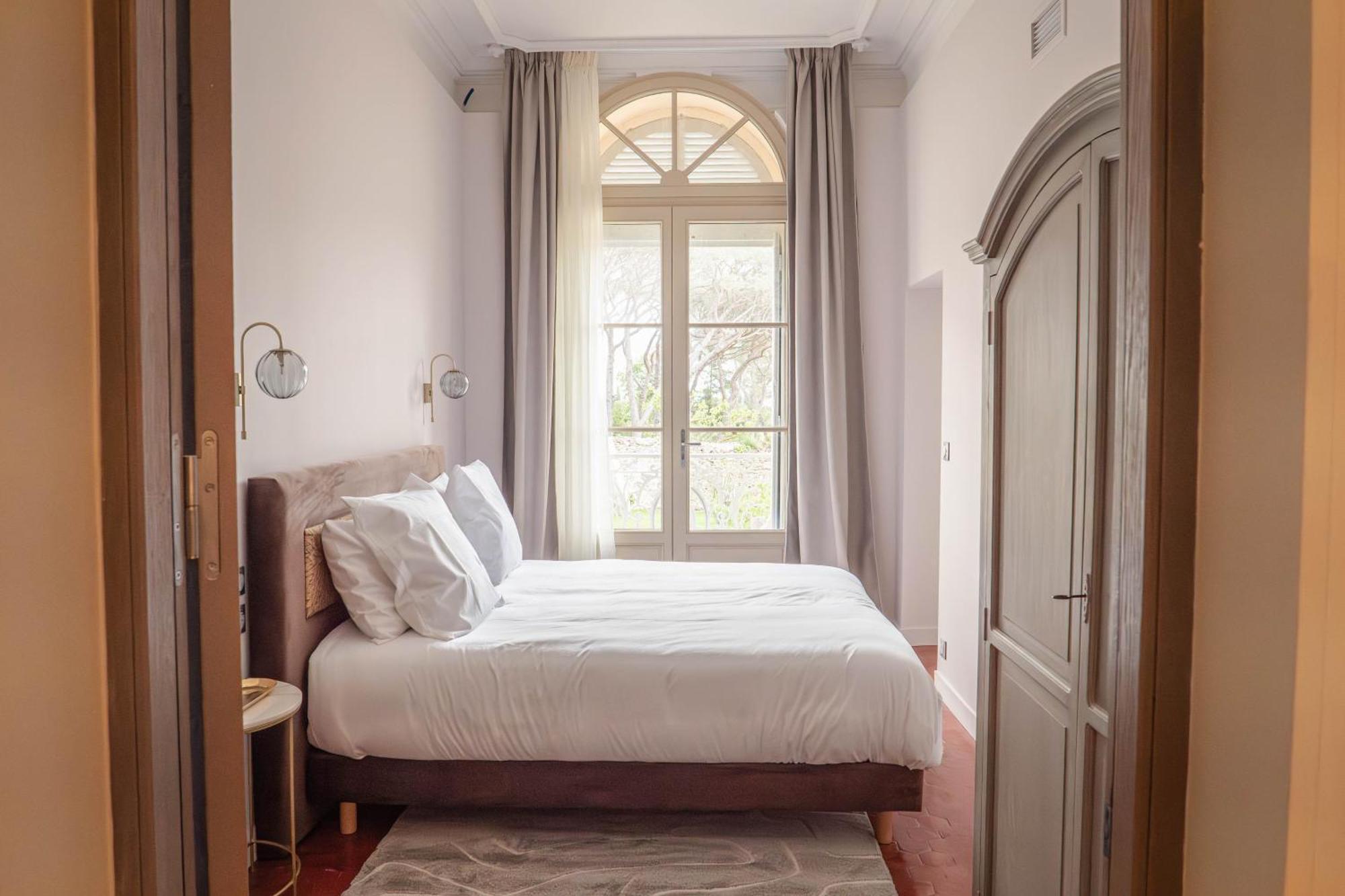 Apartment Chateau Du Parc - & Spas A Pezenas